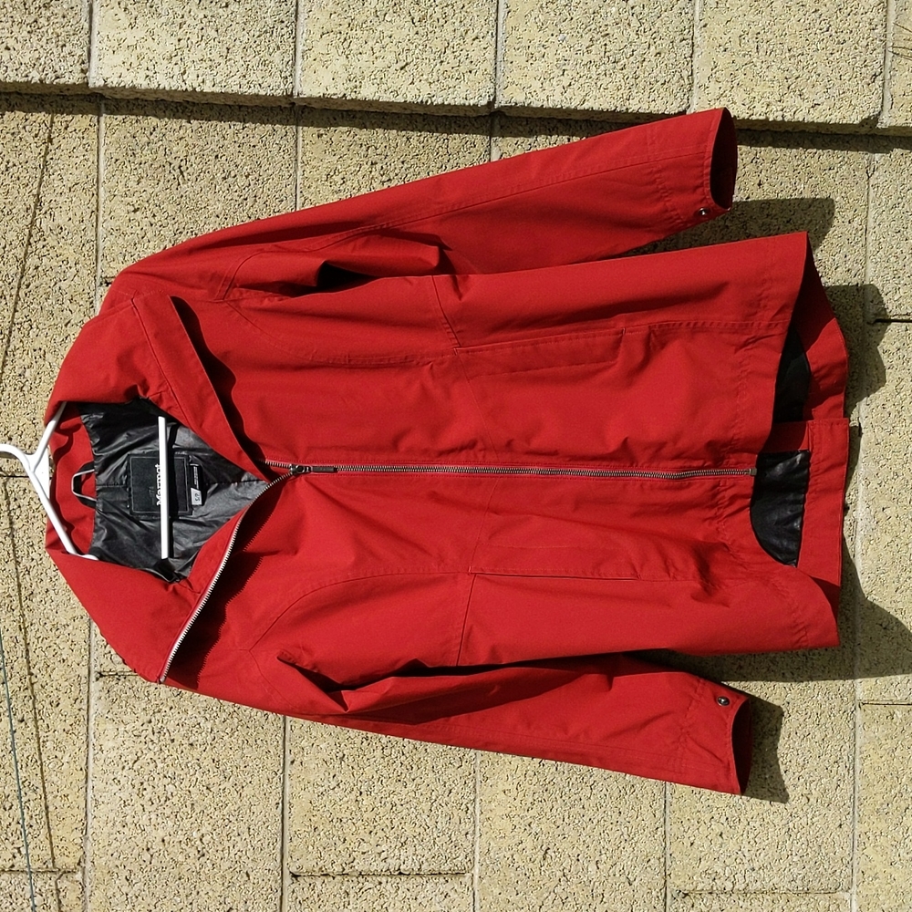 Marmot women jacket water resist size S